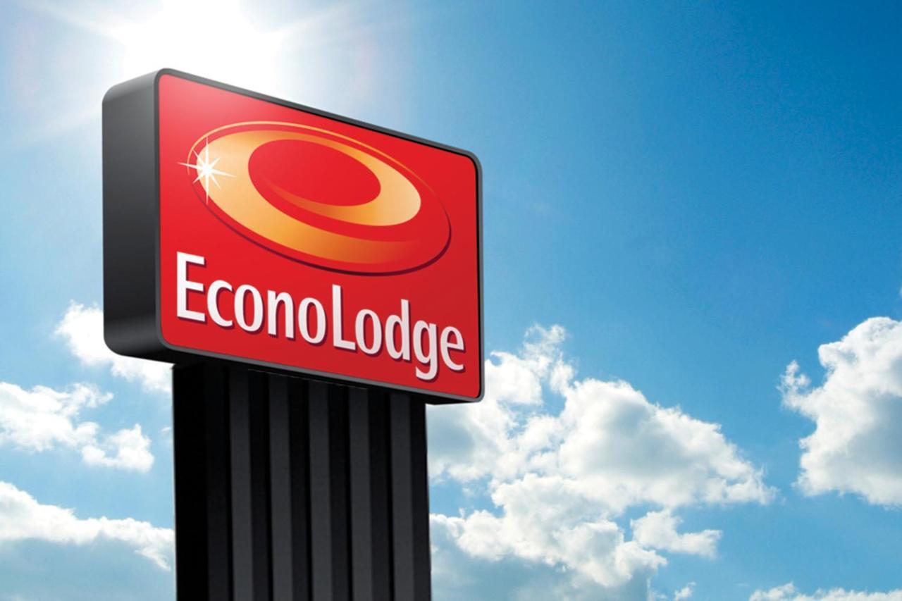 Econo Lodge Charlotte Airport Exterior photo