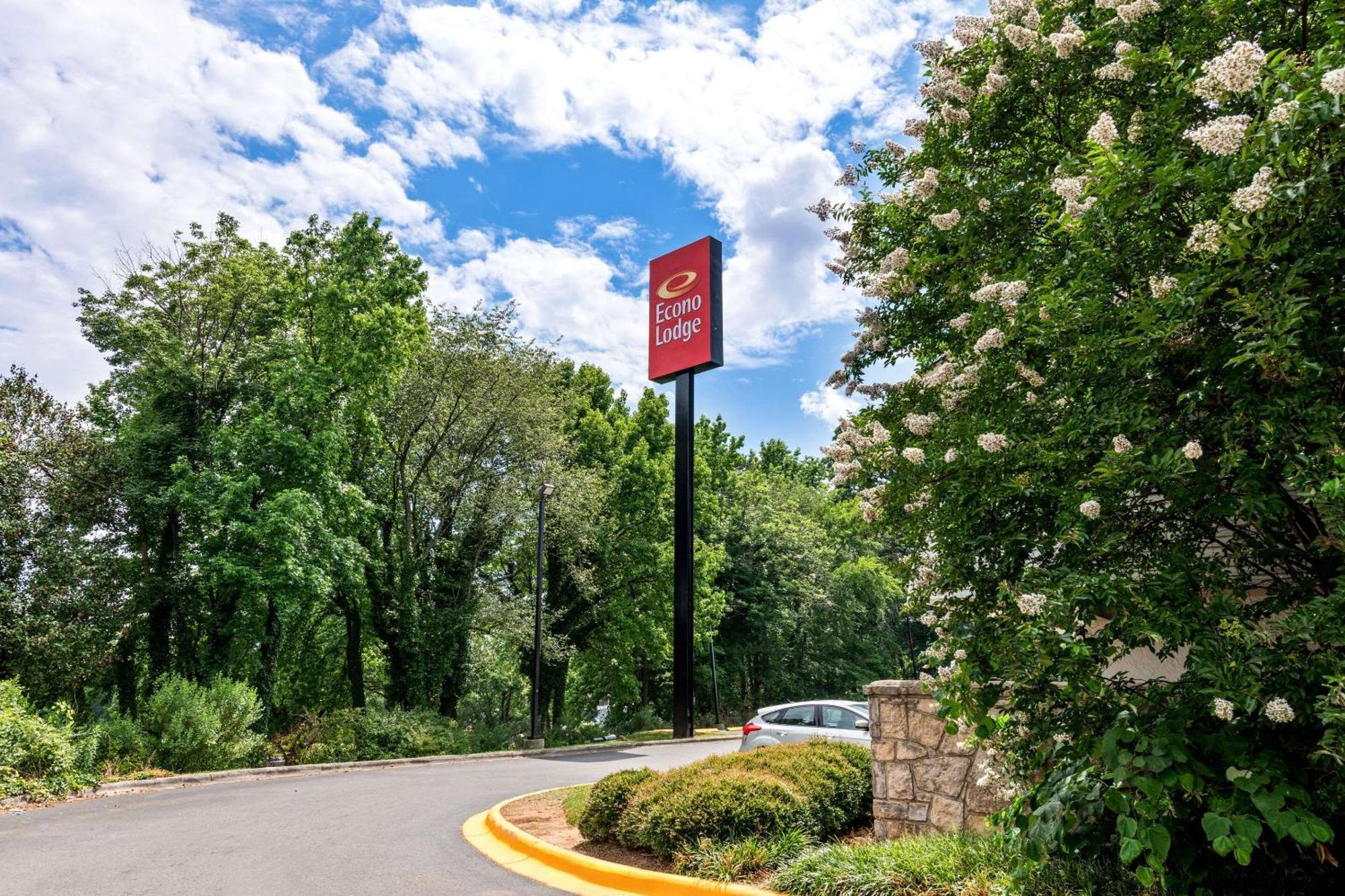 Econo Lodge Charlotte Airport Exterior photo